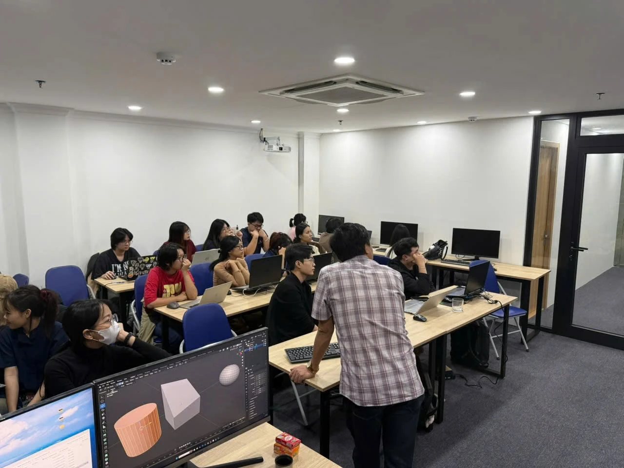 Lớp học dựng hình 3D tại Trung tâm Đồ họa DGC
